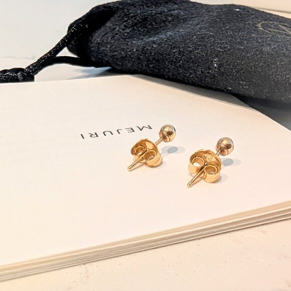 14k Yellow Gold Mejuri Sphere Studs $118 Pouch, Box, Bag, Papers Balls Earrings - Picture 3 of 6
